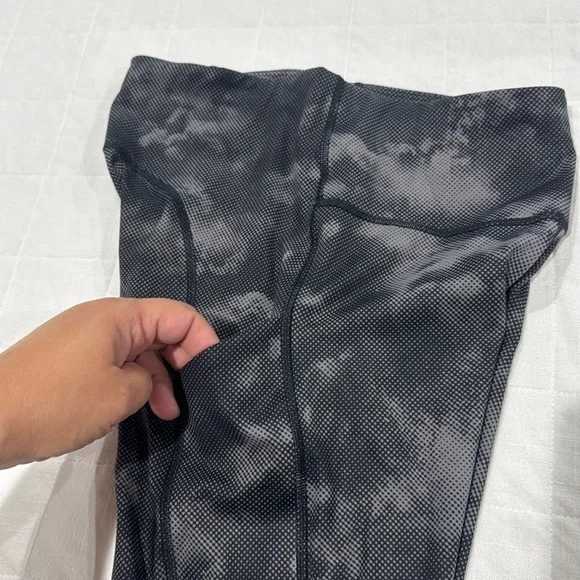 Athleta Cropped Leggings - Picture 11 of 12